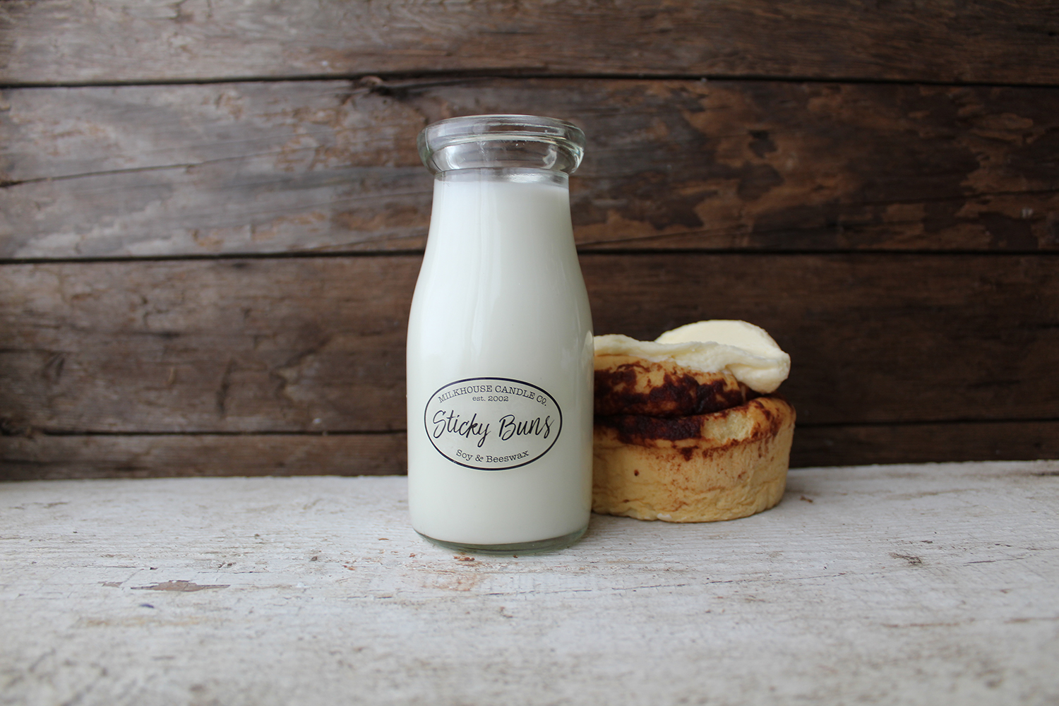 MILKHOUSE CANDLE Lumanare parfumata Sticky Buns MILKBOTTLE (227 g)